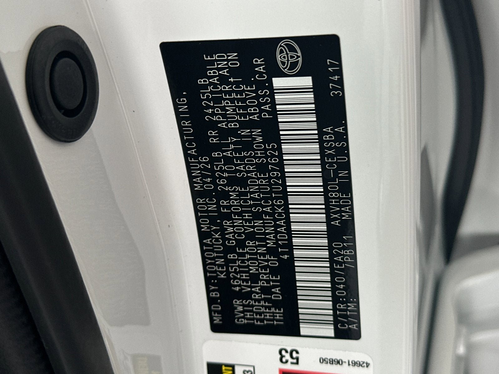 New 2026 Toyota Camry Hybrid FWD image 27