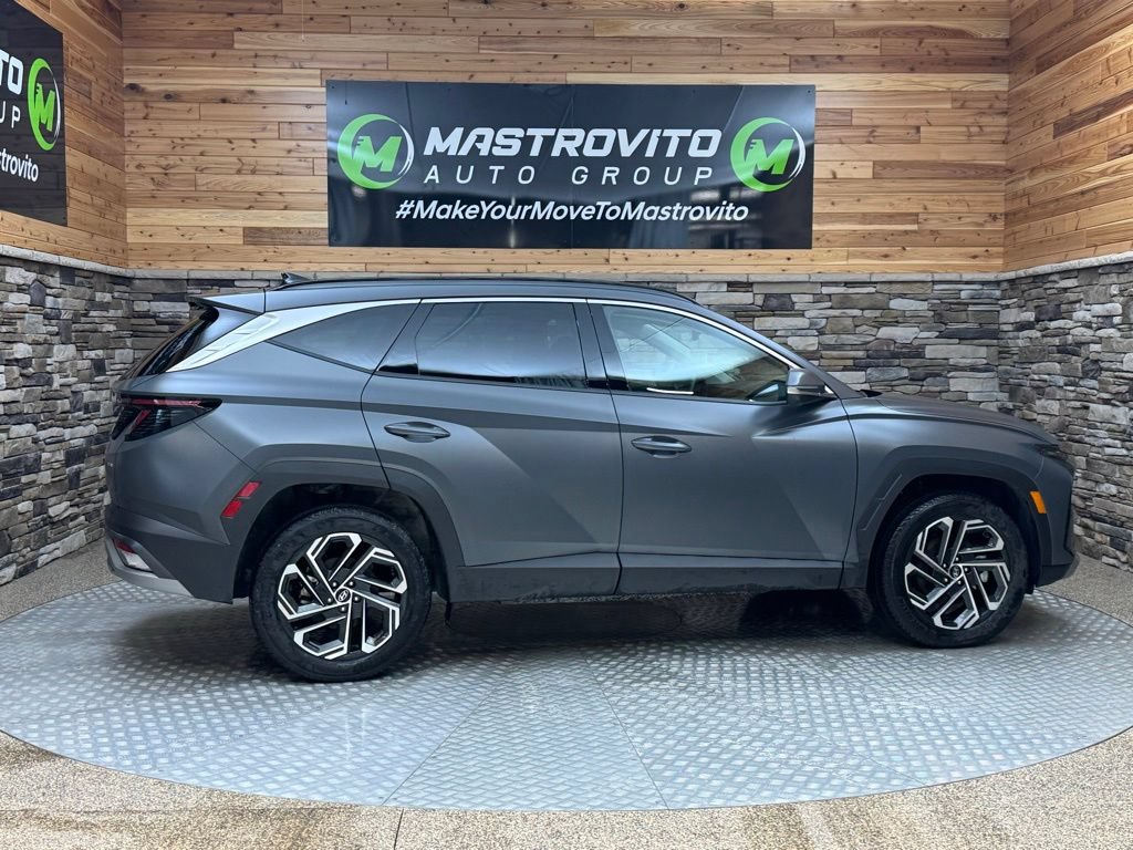 Used 2025 Hyundai Tucson Limited AWD/4WD image 13