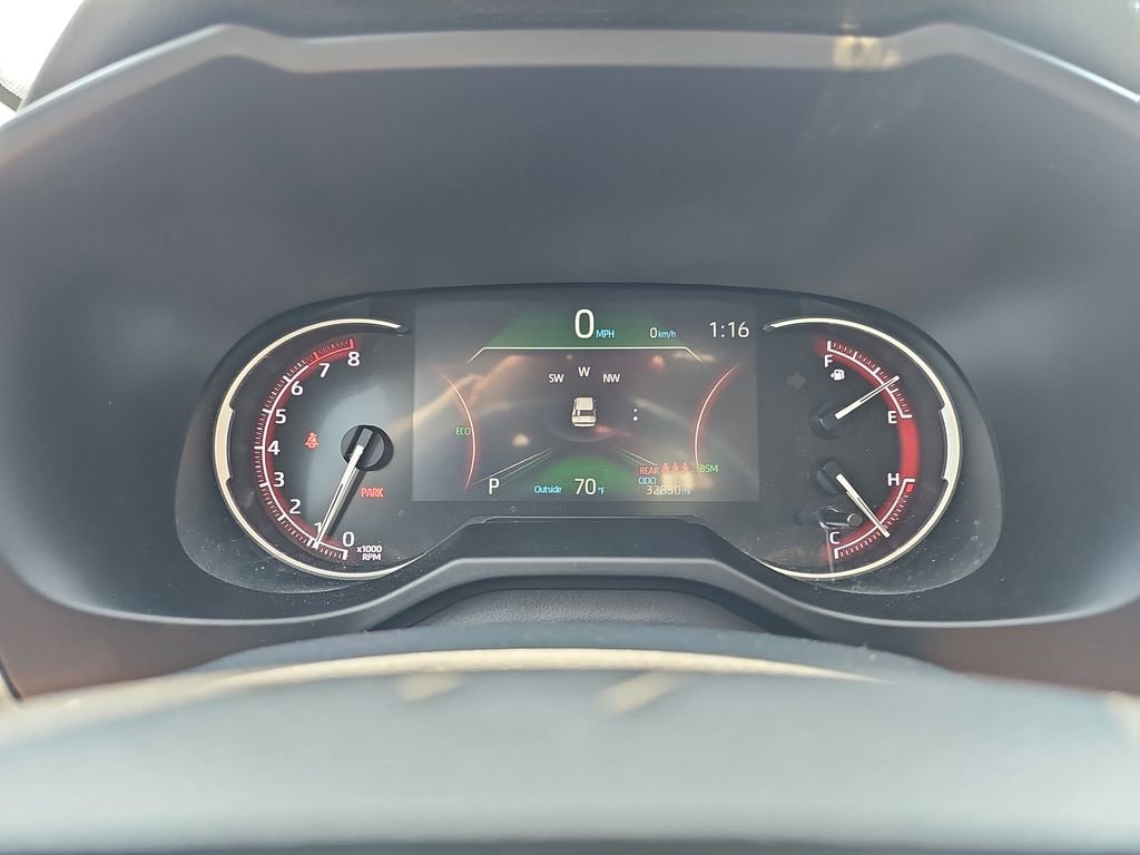 Used 2023 Toyota RAV4 XLE AWD/4WD image 22