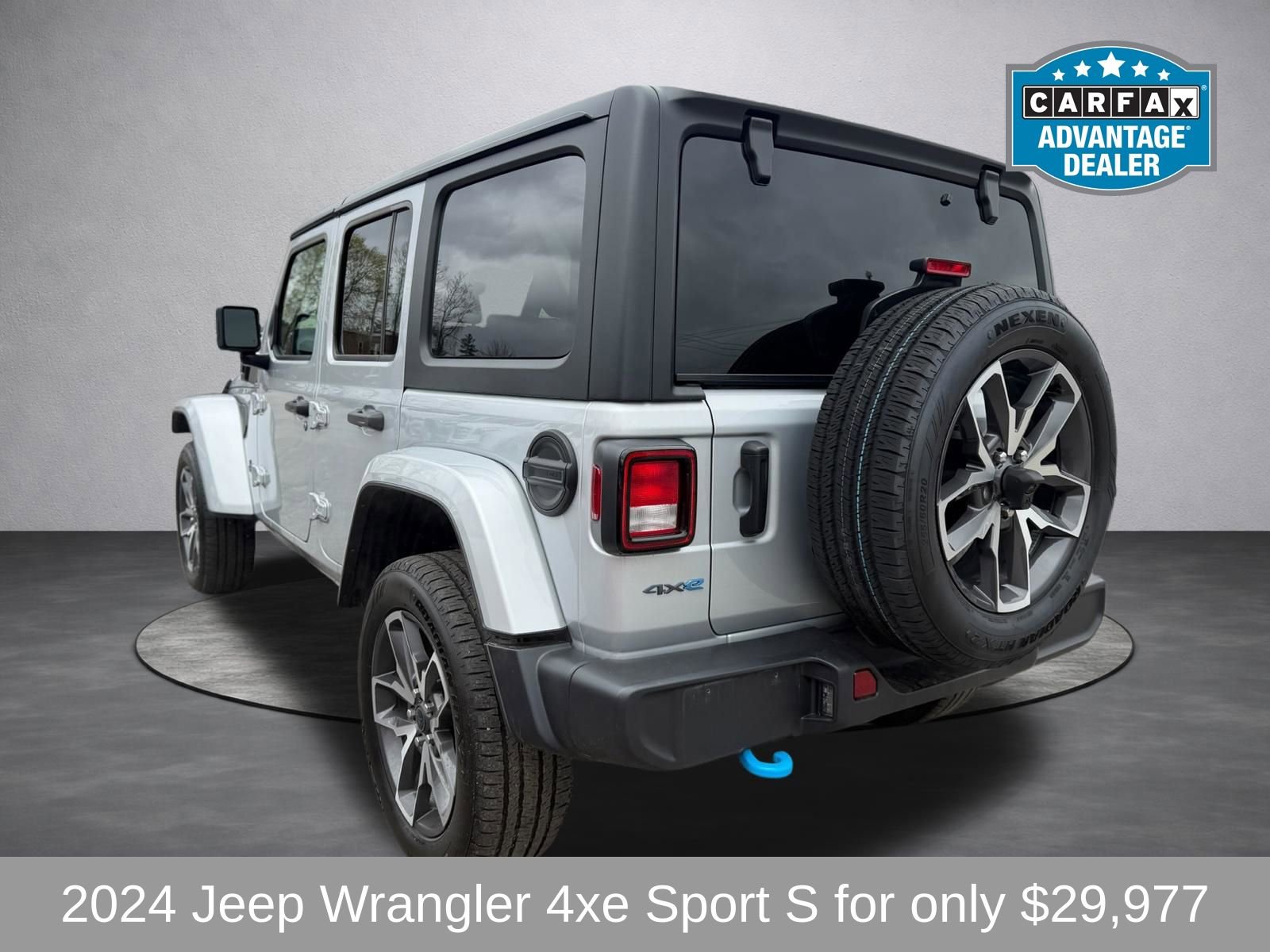Used 2024 Jeep Wrangler Unlimited image 6