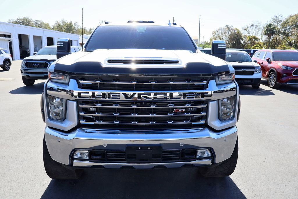 Used 2020 Chevrolet Silverado 2500 LTZ w/ Technology Package image 3