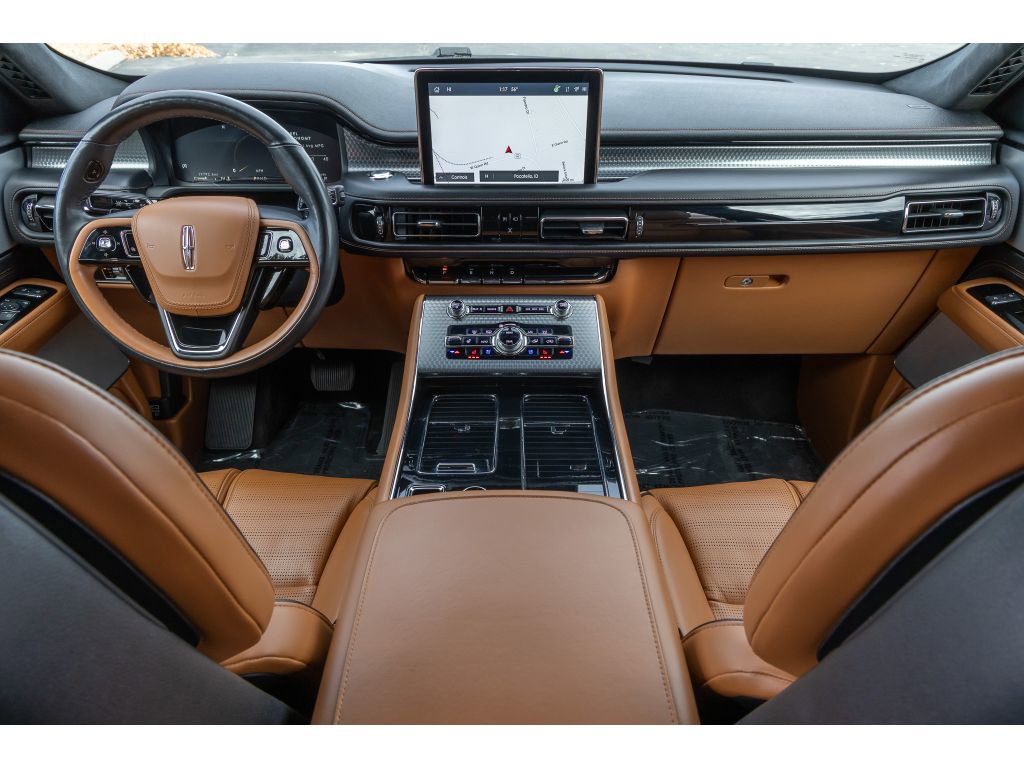 Used 2022 Lincoln Aviator Black Label w/ Dynamic Handling Package image 12