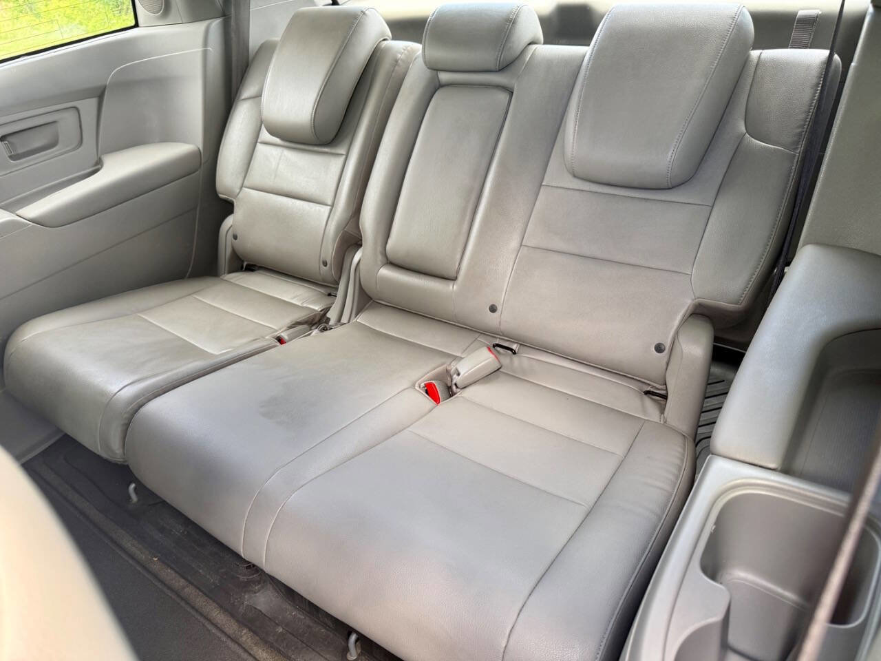 Used 2013 Honda Odyssey Touring Elite image 19