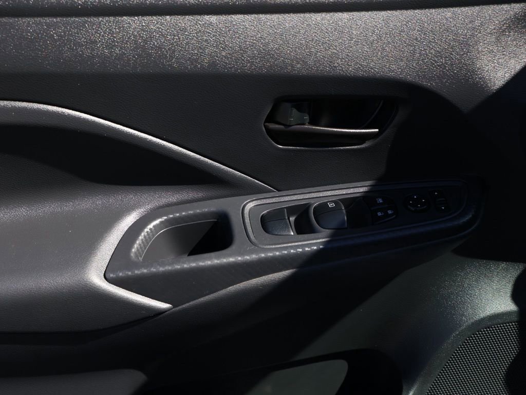 Used 2024 Nissan Versa S w/ Trunk Package image 23