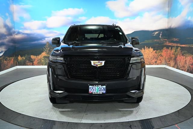 Used 2023 Cadillac Escalade ESV Sport image 2