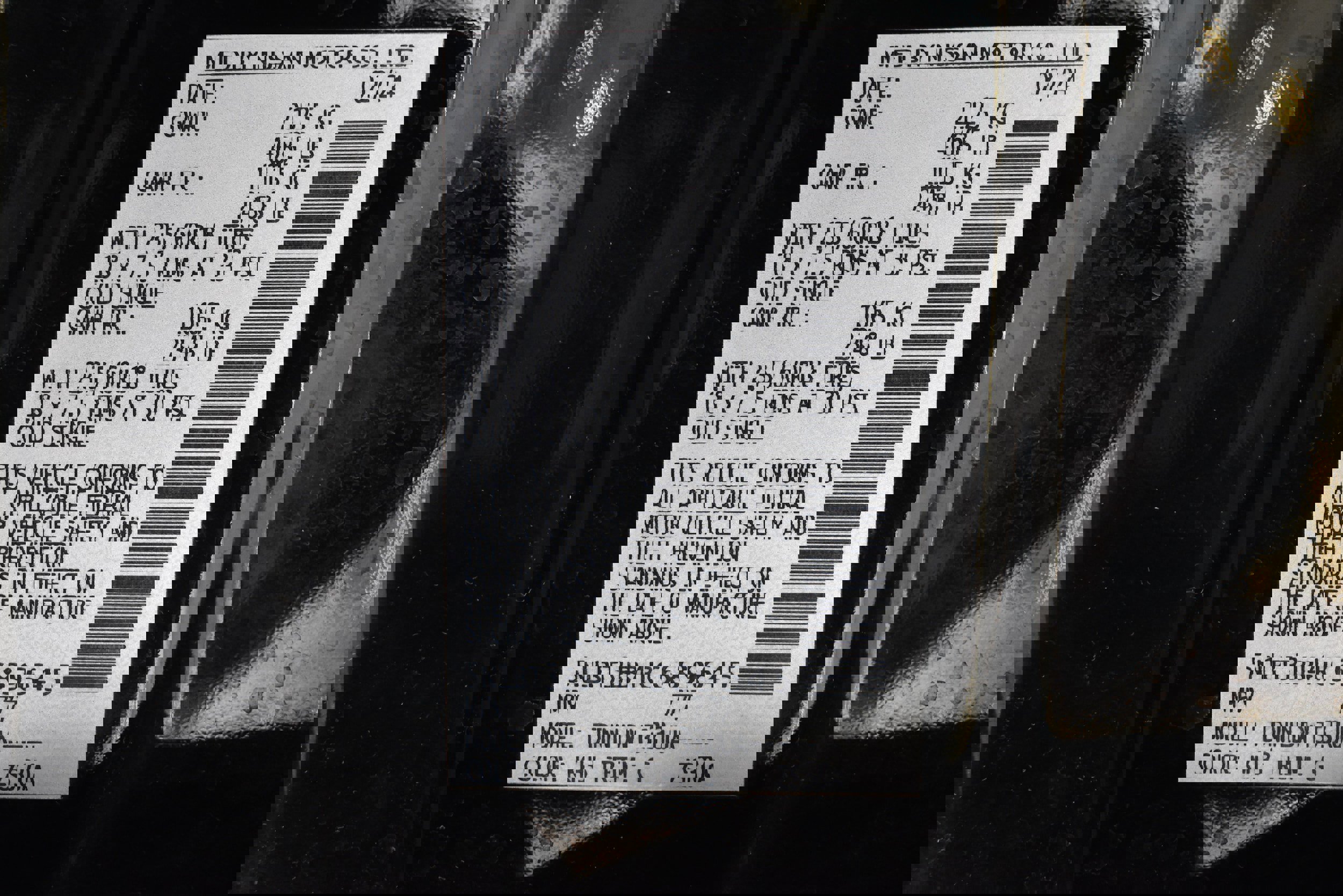 Used 2024 Nissan Rogue SV image 2