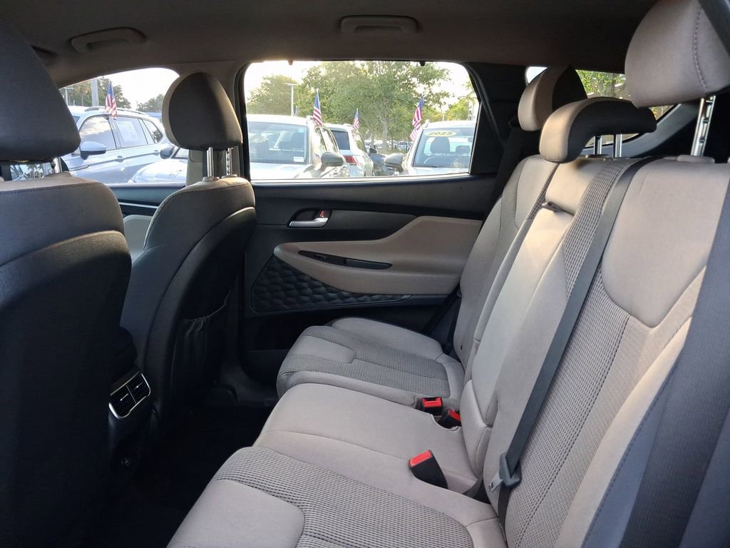Used 2021 Hyundai Santa Fe SEL w/ Convenience Package FWD image 8