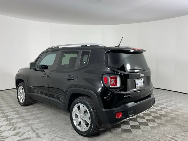Used 2017 Jeep Renegade Limited AWD/4WD image 7