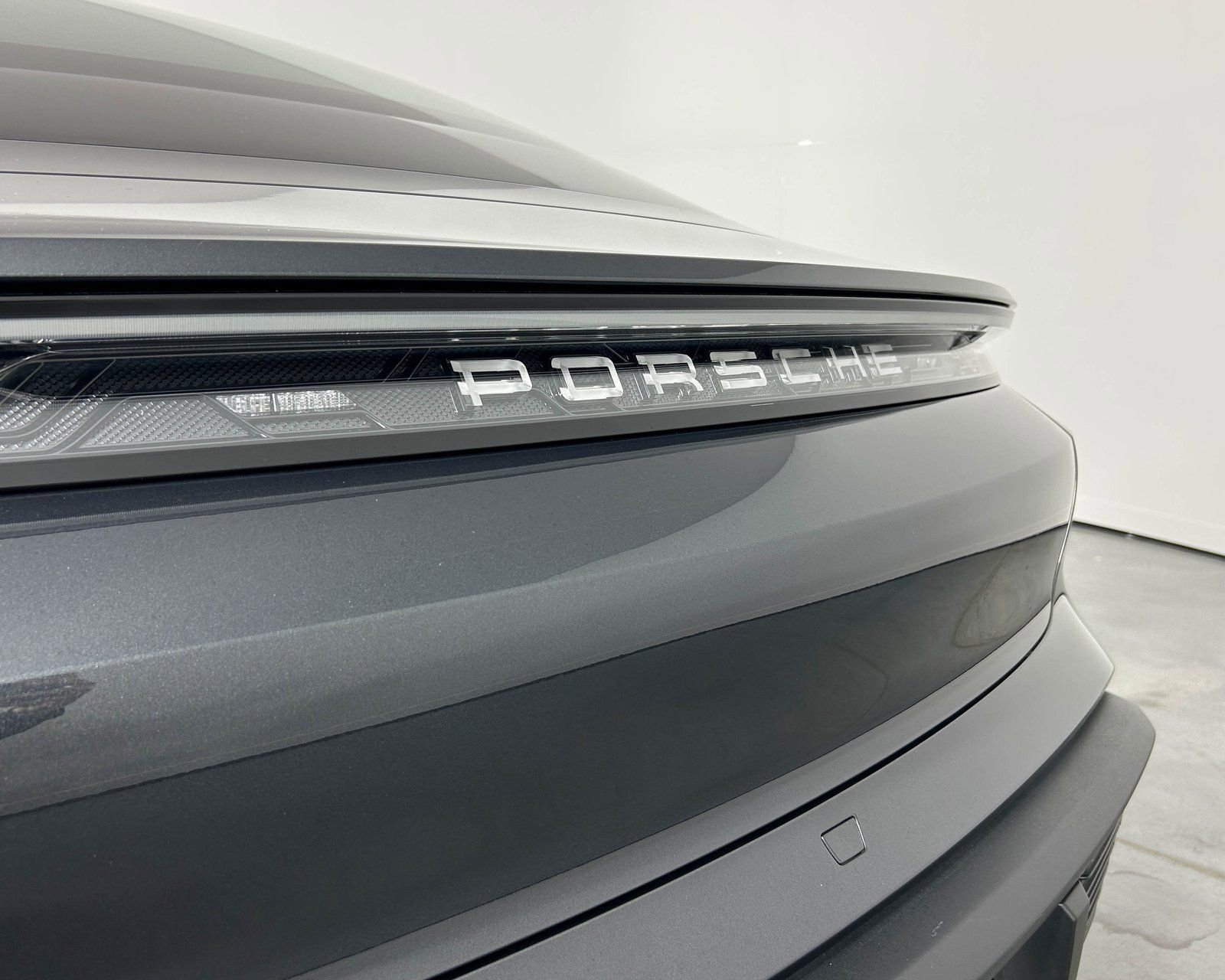 Used 2025 Porsche Taycan 4S image 12