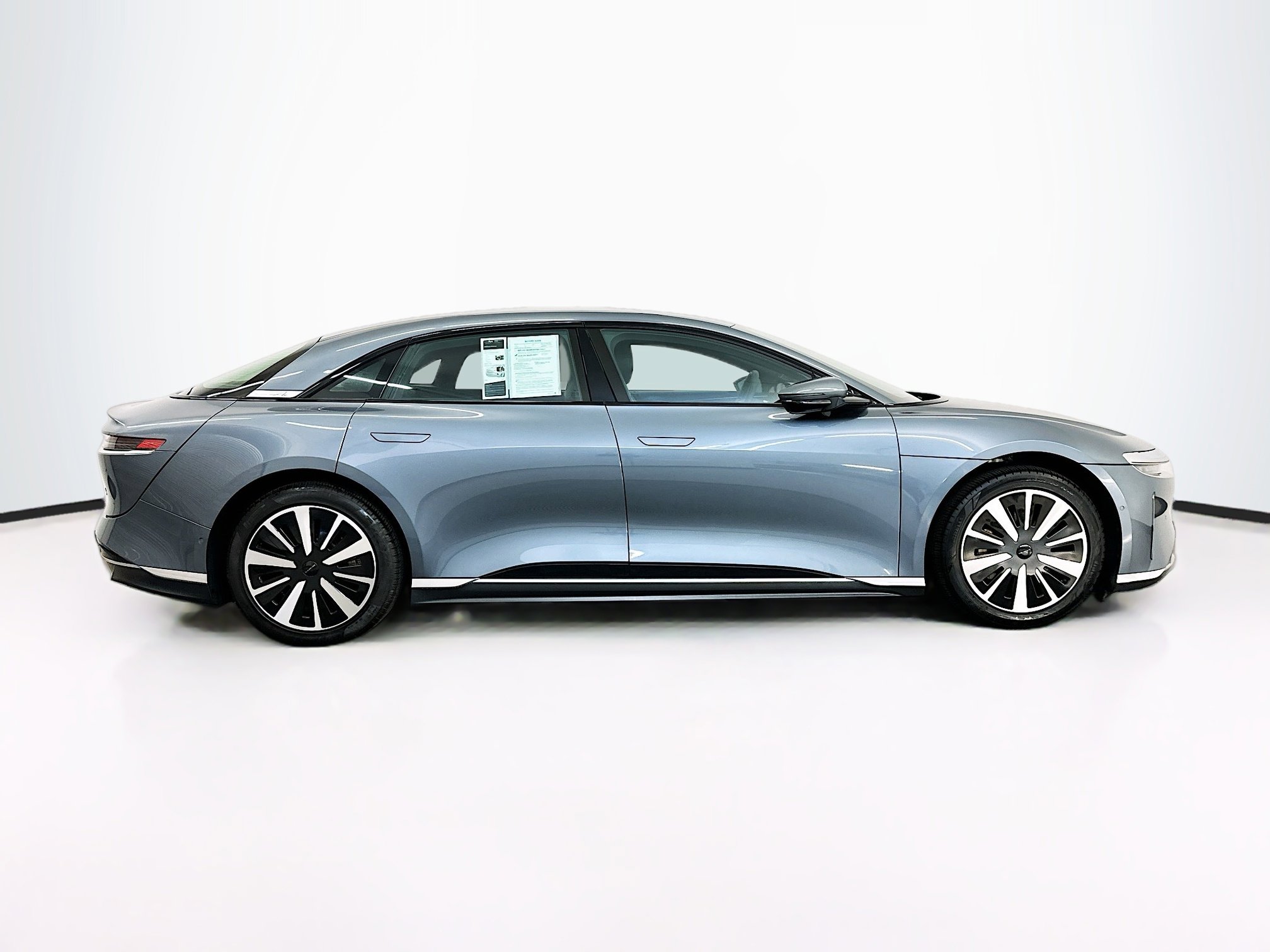 Used 2023 Lucid Air Pure AWD/4WD image 10