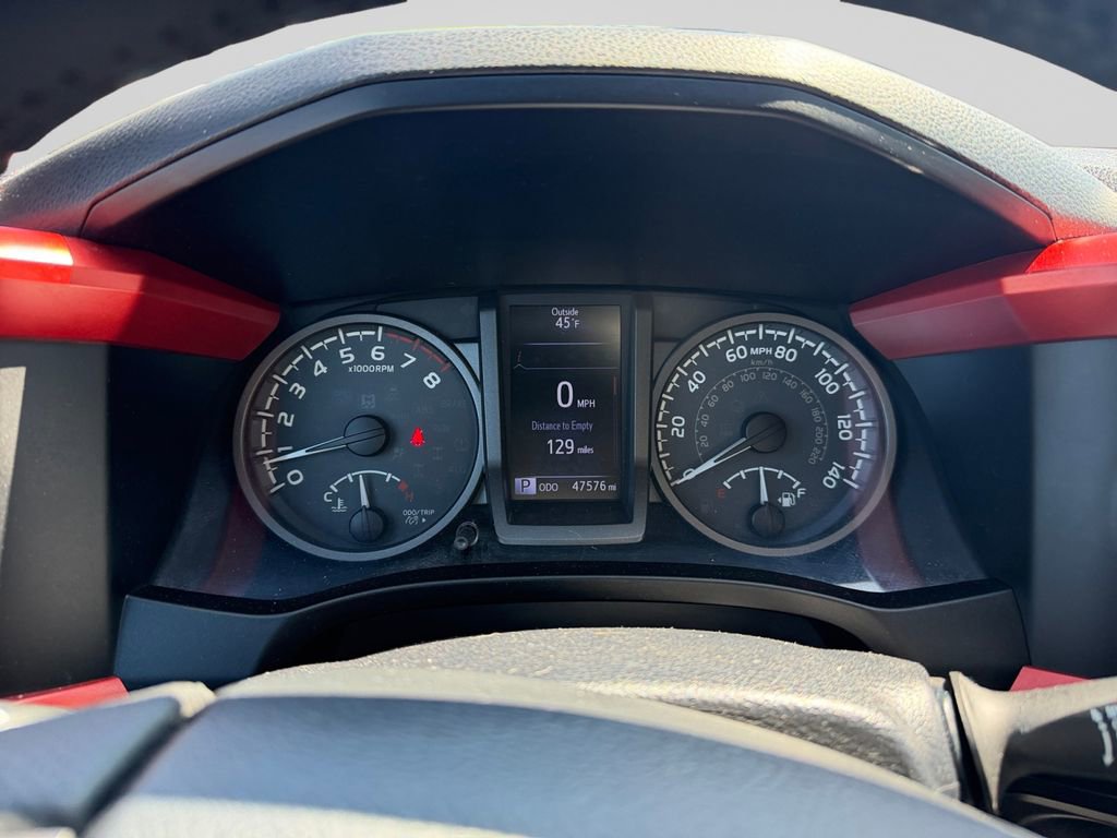 Used 2018 Toyota Tacoma TRD Off-Road image 14