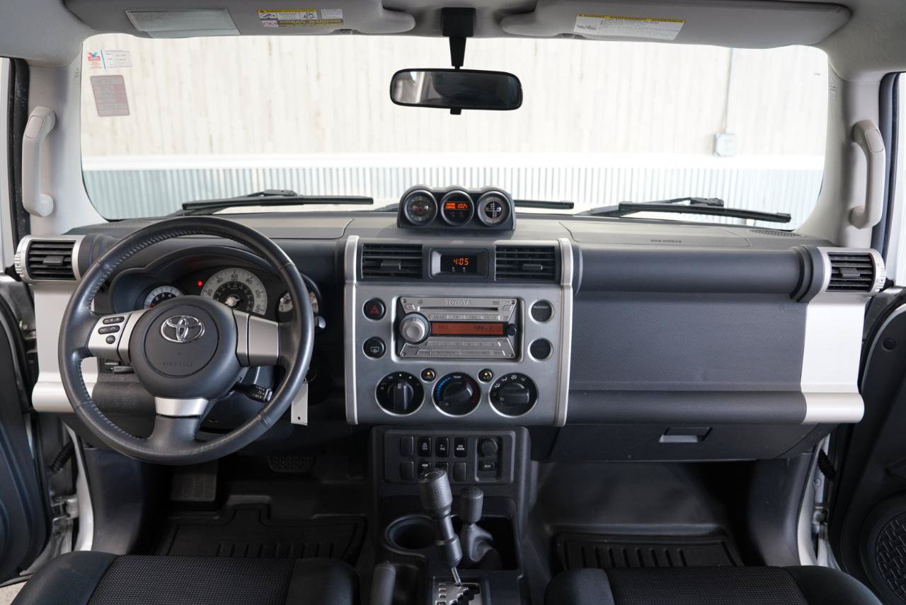 Used 2008 Toyota FJ Cruiser 4WD image 17