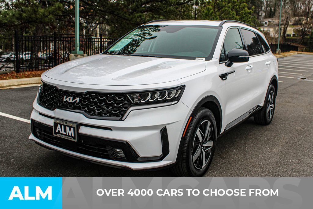 Used 2023 Kia Sorento EX image 2