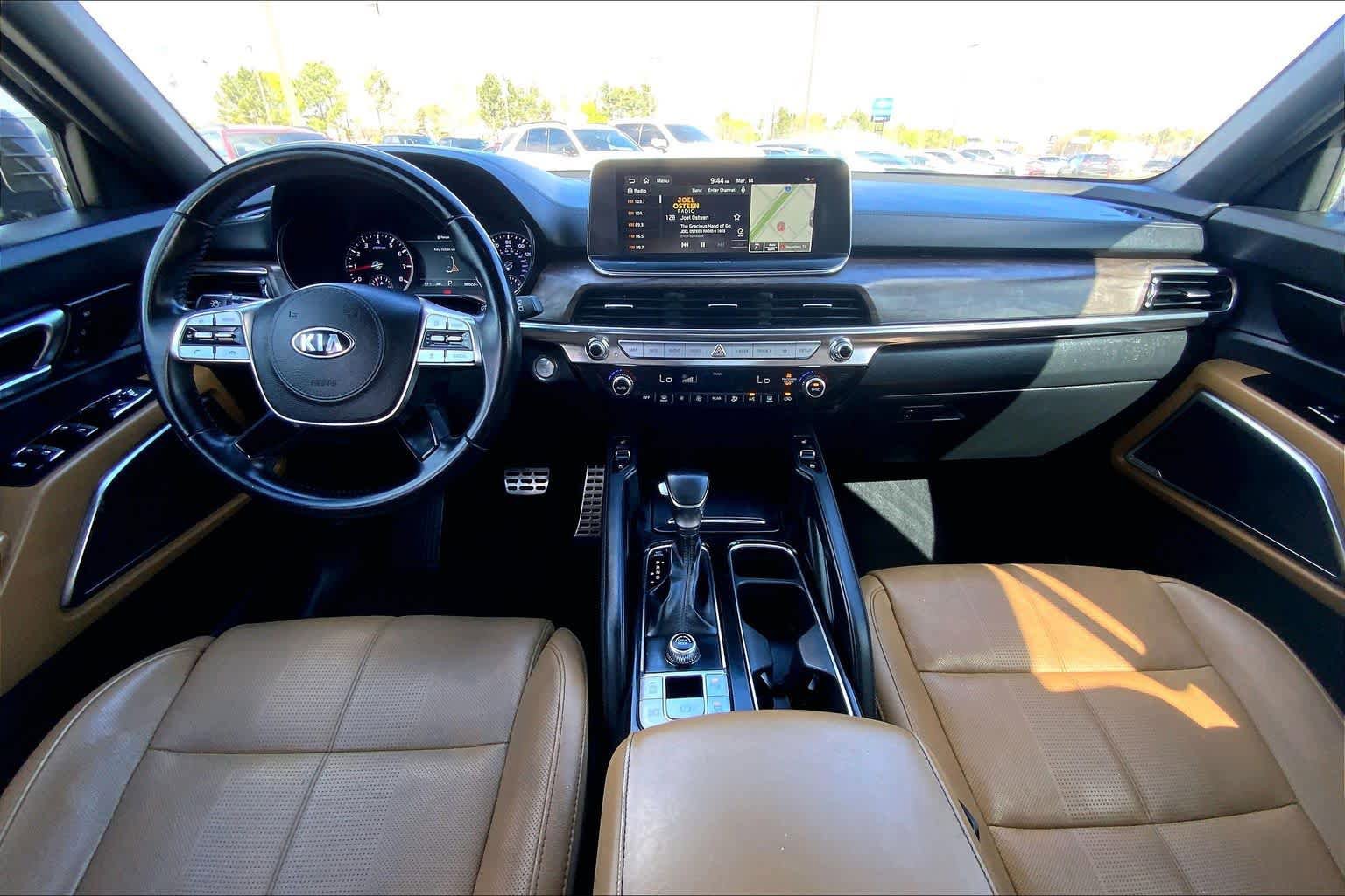 Used 2020 Kia Telluride SX w/ Towing Package image 16