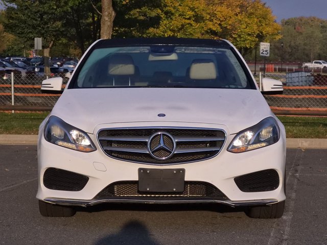 Used 2014 Mercedes-Benz E 350 4MATIC Sedan image 2