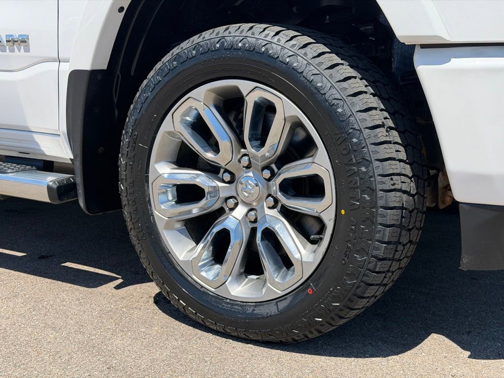 Used 2021 RAM 1500 Laramie AWD/4WD image 21