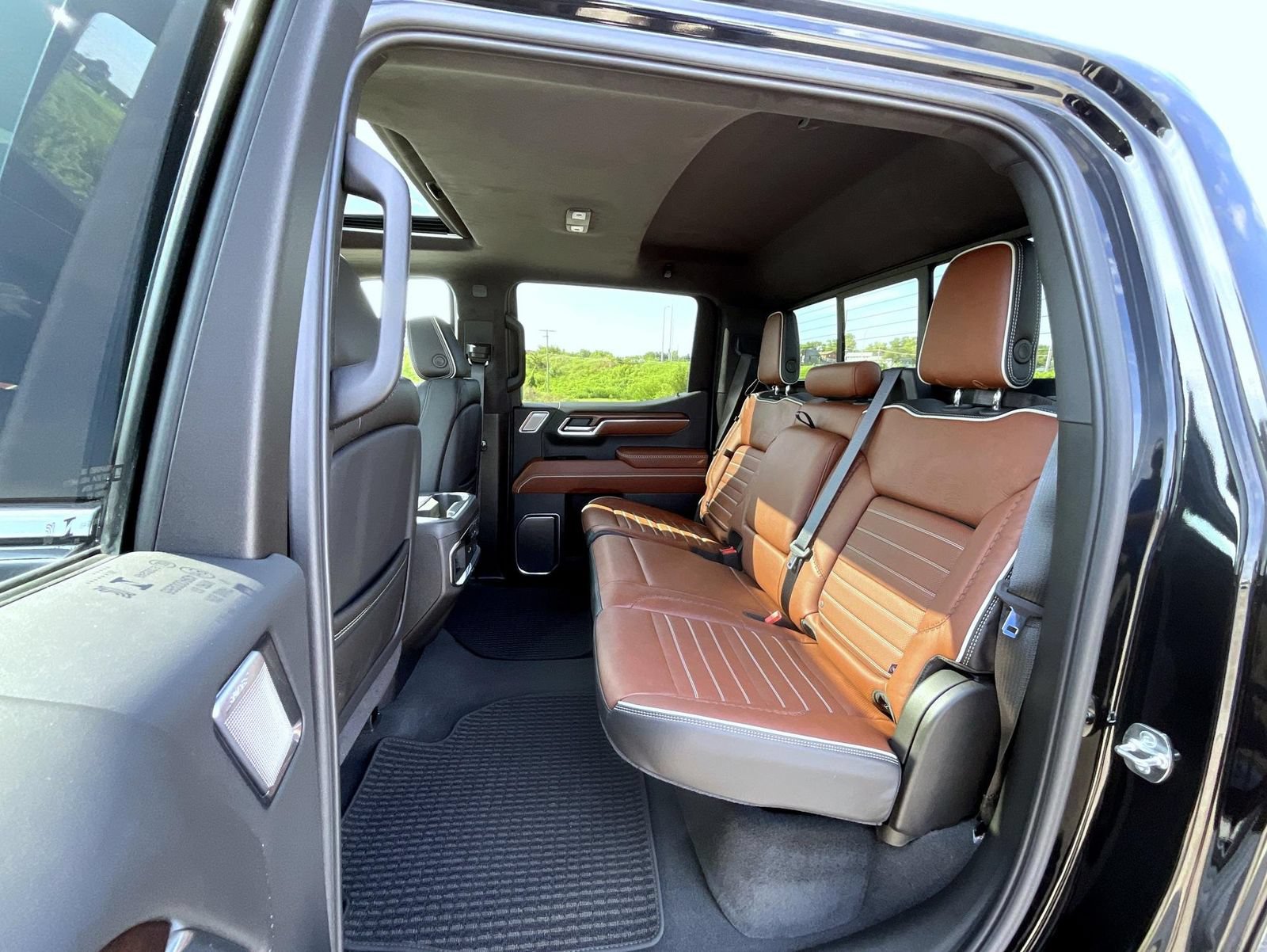Certified 2026 GMC Sierra 1500 Denali Ultimate AWD/4WD image 19