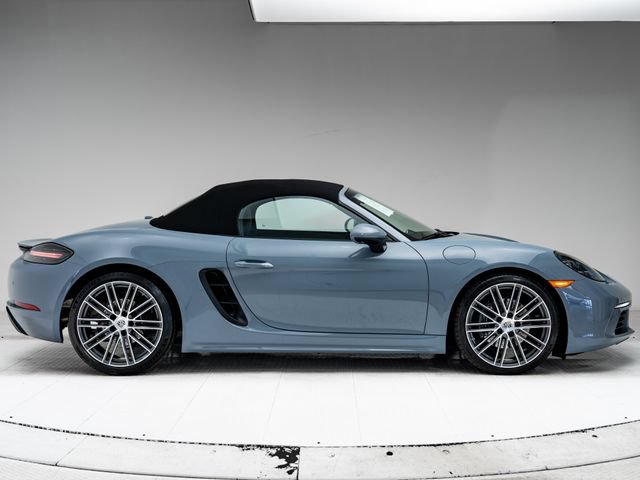 Certified 2024 Porsche 718 Boxster RWD image 29