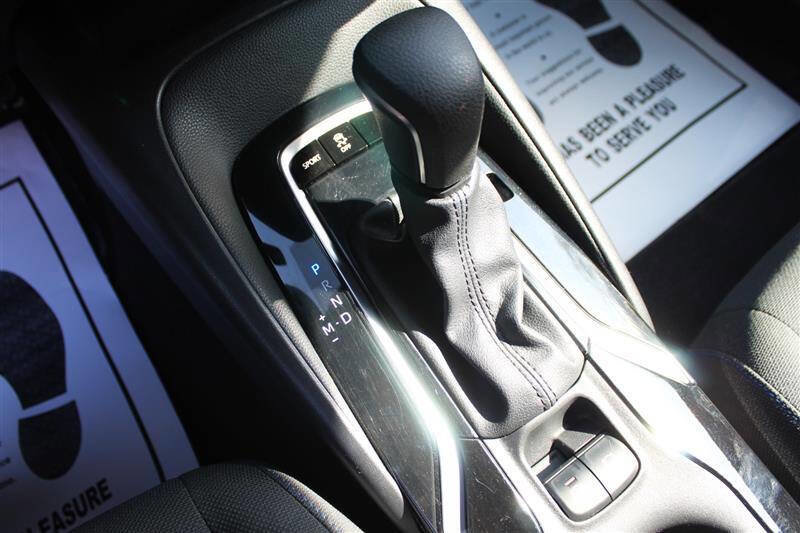 Used 2021 Toyota Corolla SE w/ Carpet Mat Package (TMS) image 19