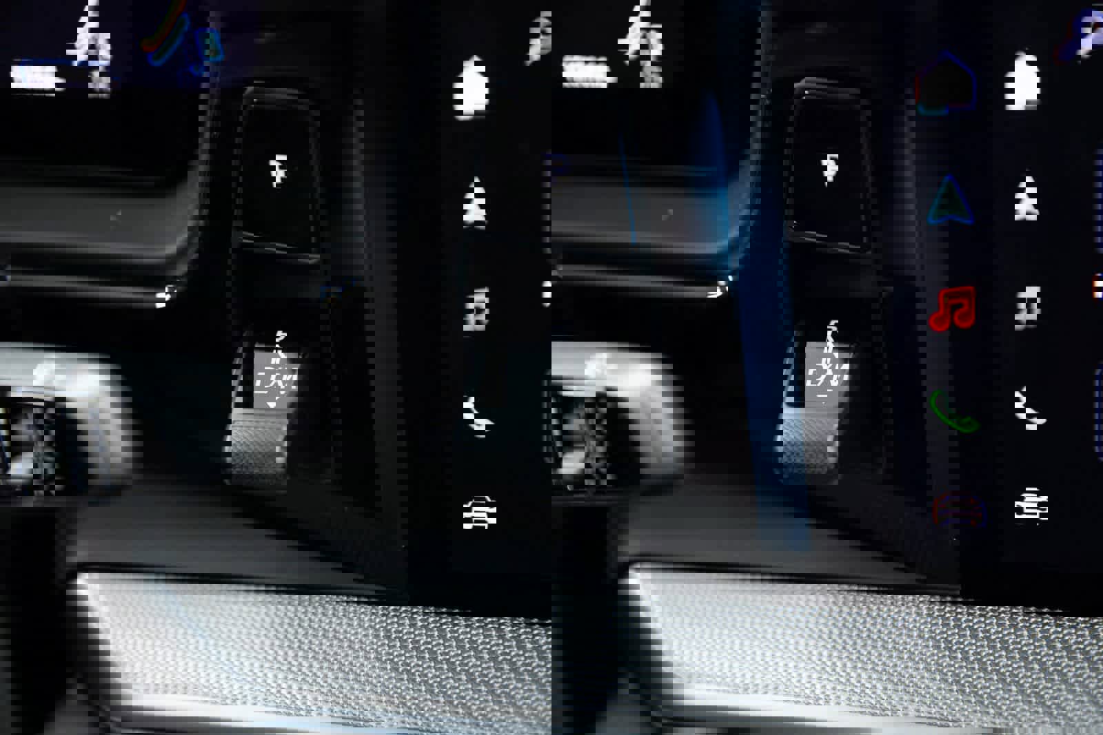 Certified 2025 Porsche Cayenne Coupe image 26