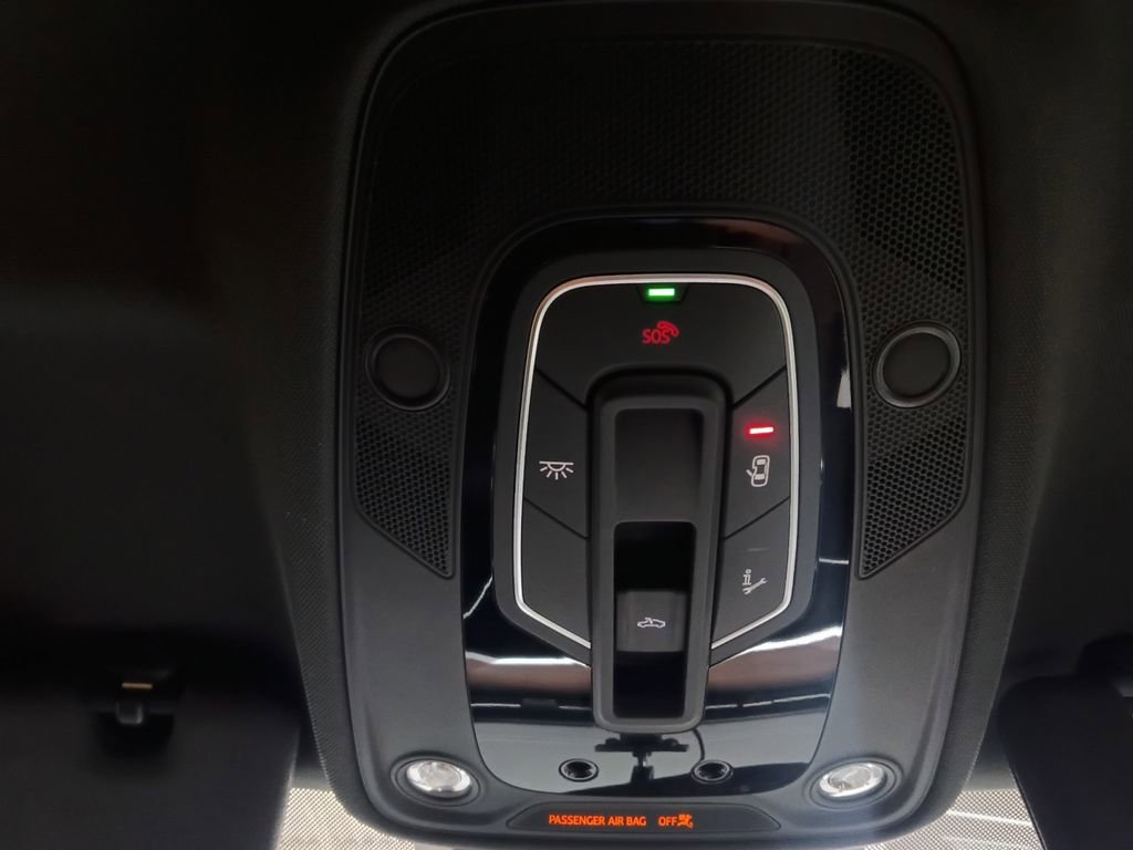 Used 2025 Audi A6 Premium Plus image 5