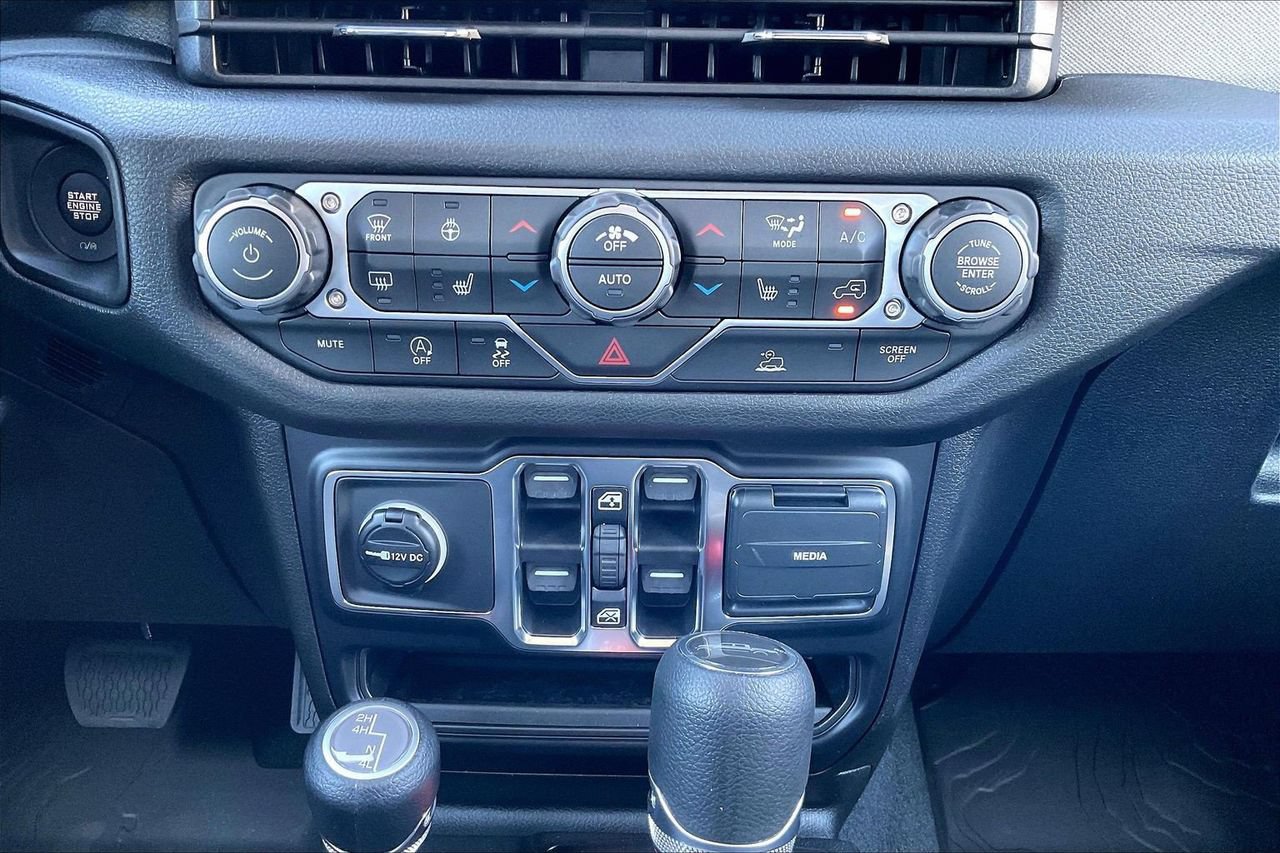 New 2026 Jeep Gladiator Sport AWD/4WD image 14