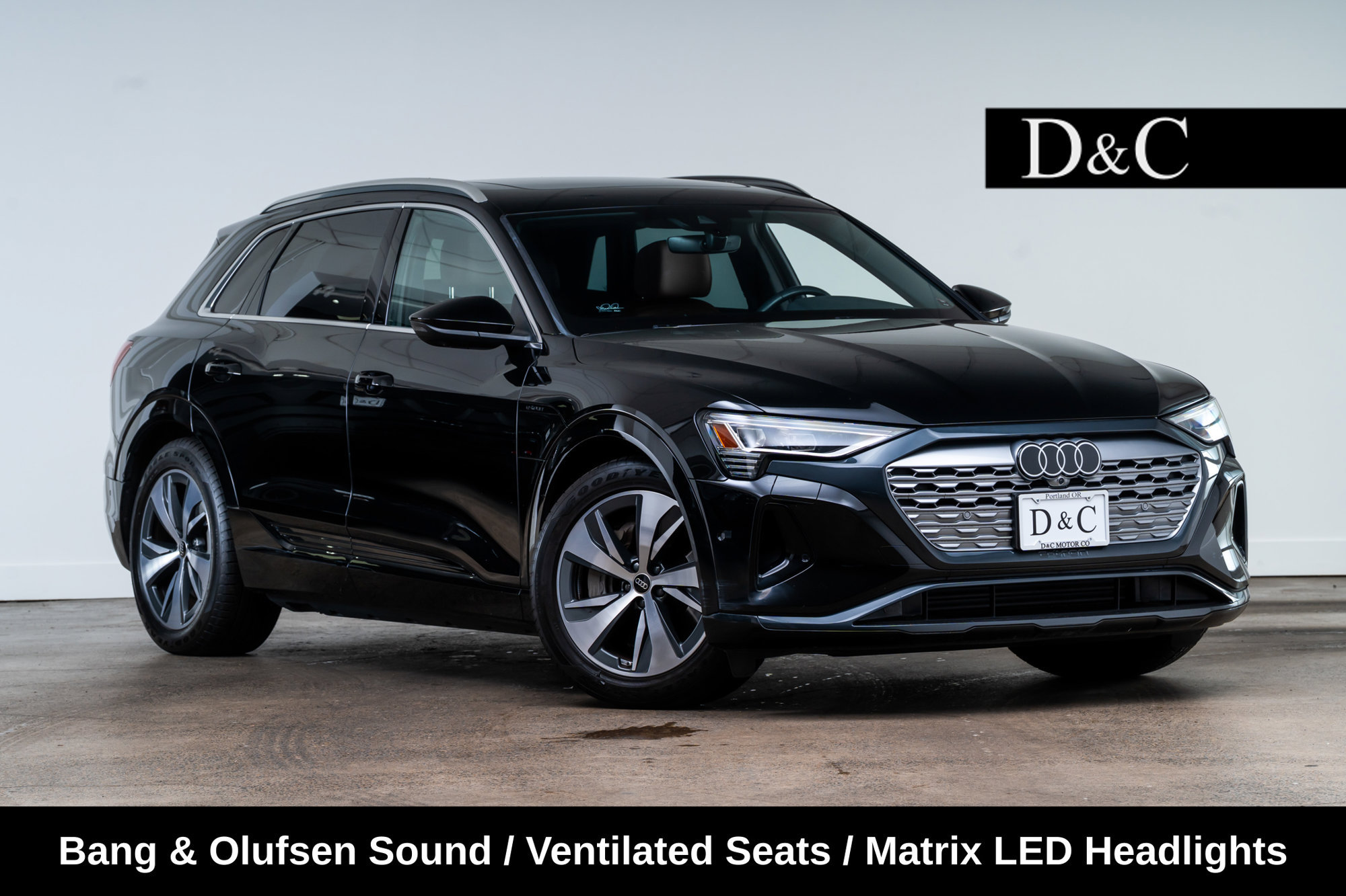 Used 2024 Audi Q8 e-tron Premium Plus w/ Premium Plus Package AWD/4WD image 1
