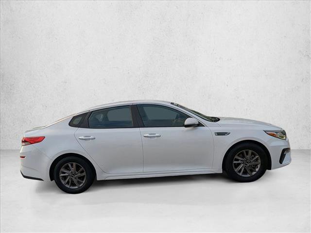 Used 2020 Kia Optima LX image 4