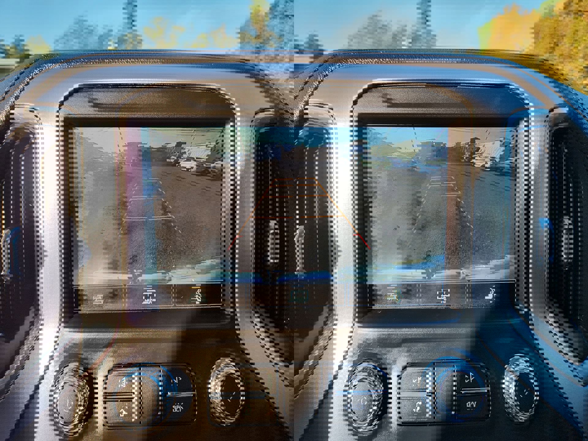 Used 2021 GMC Sierra 1500 SLT w/ SLT Premium Plus Package image 23