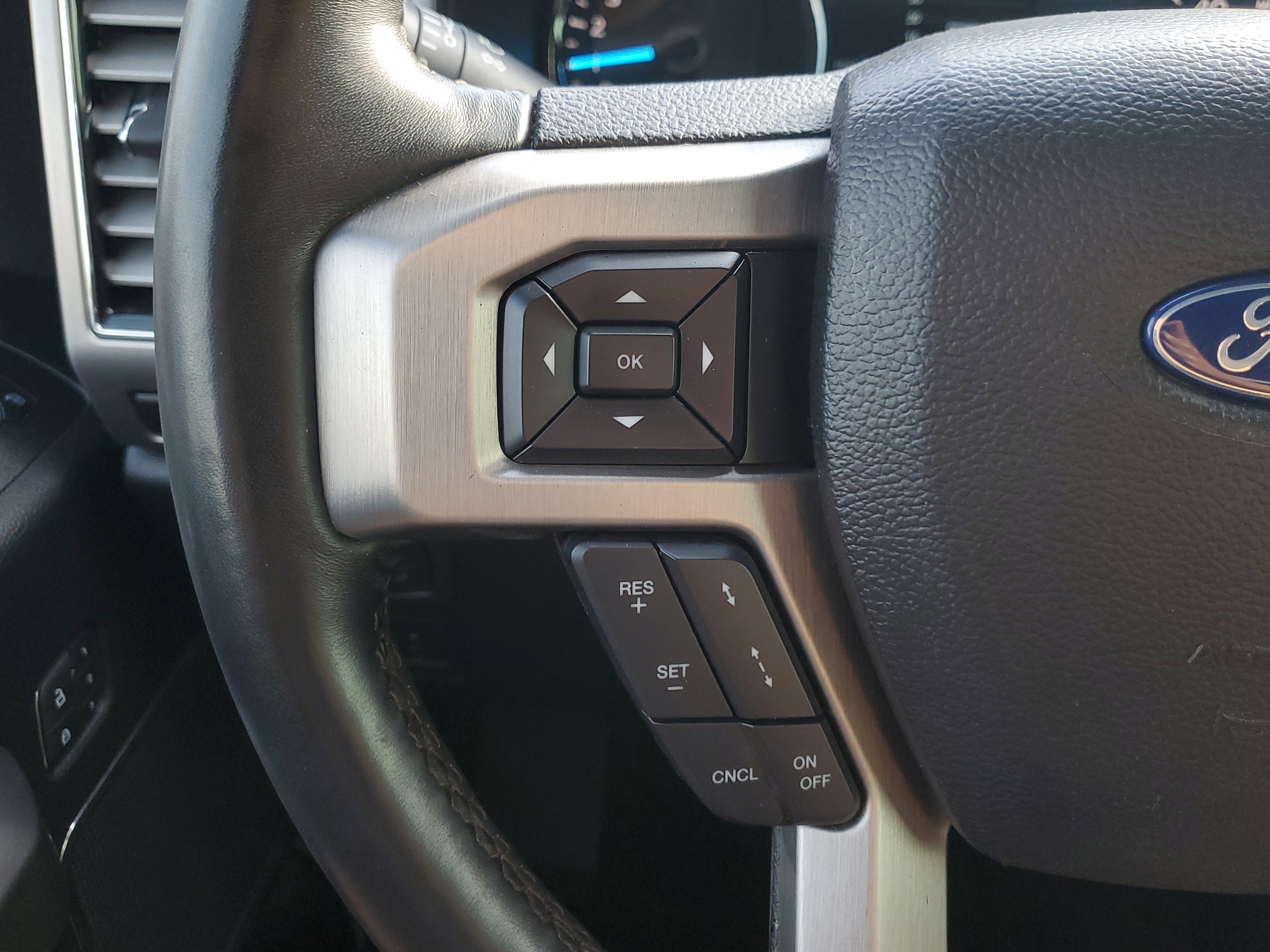 Used 2018 Ford F150 Platinum w/ Equipment Group 701A Luxury image 24