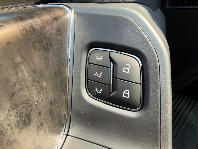 New 2026 Ford F250 Lariat w/ Chrome Package AWD/4WD image 28