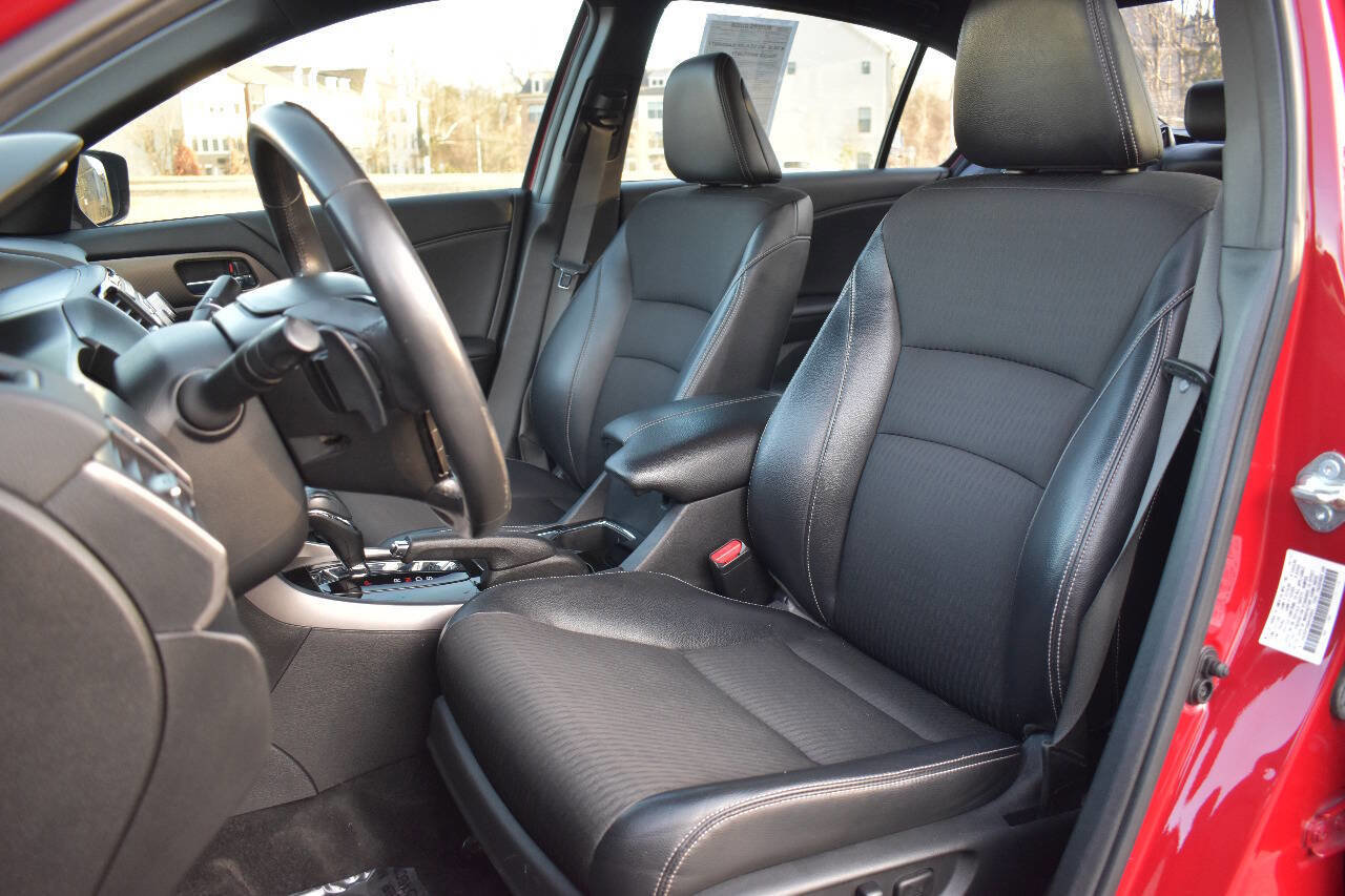 Used 2016 Honda Accord Sport image 12