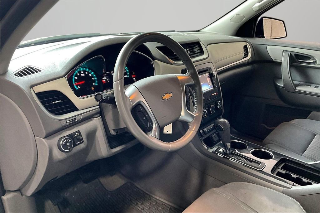 Used 2017 Chevrolet Traverse LT AWD/4WD image 17
