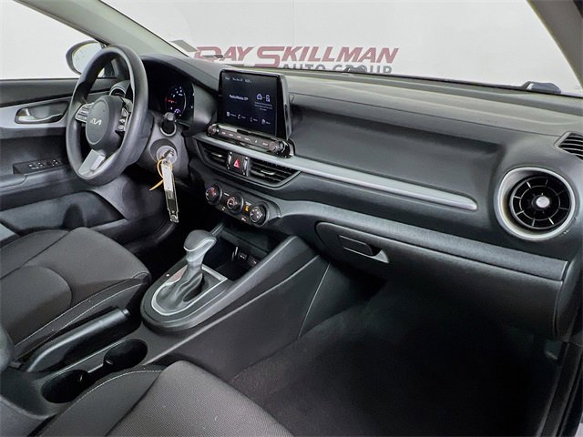Used 2023 Kia Forte LXS w/ LXS Technology Package image 34