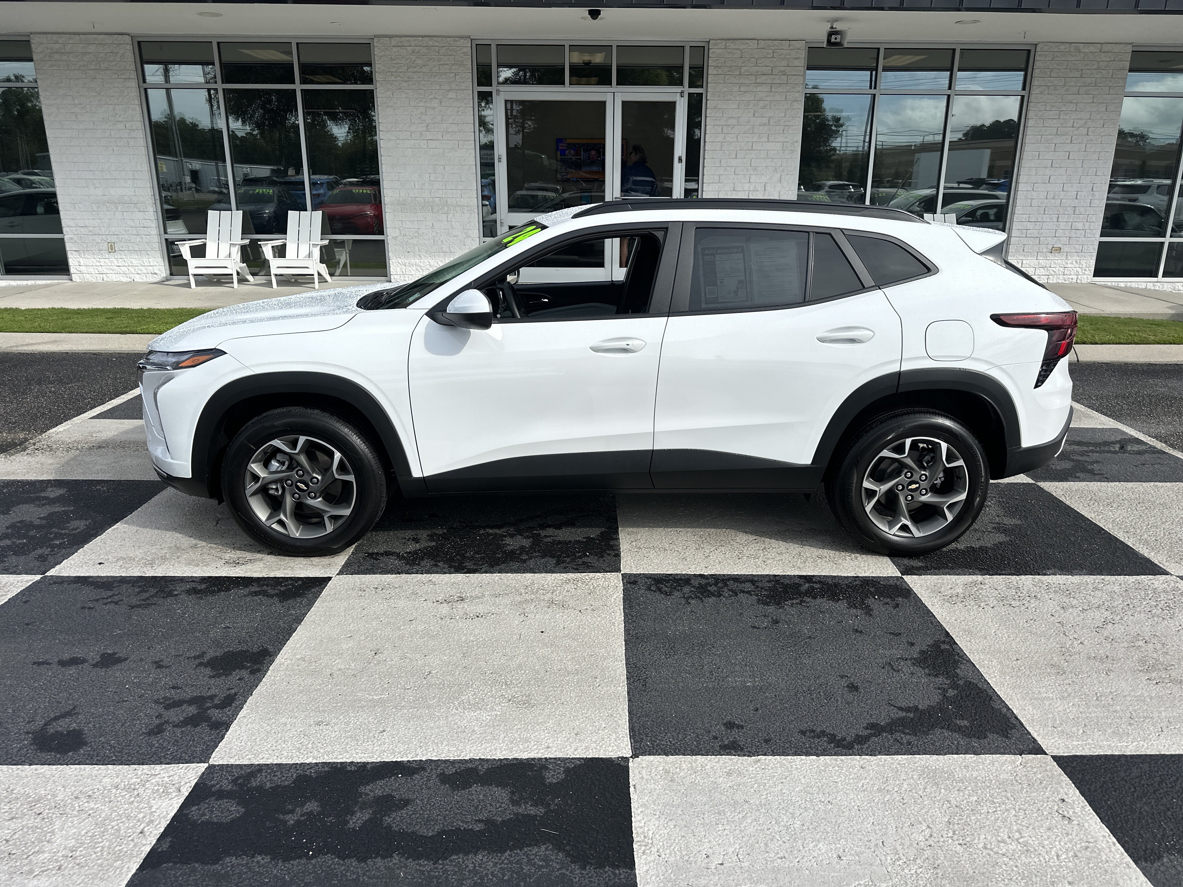 Used 2024 Chevrolet Trax LT w/ Driver Confidence Package