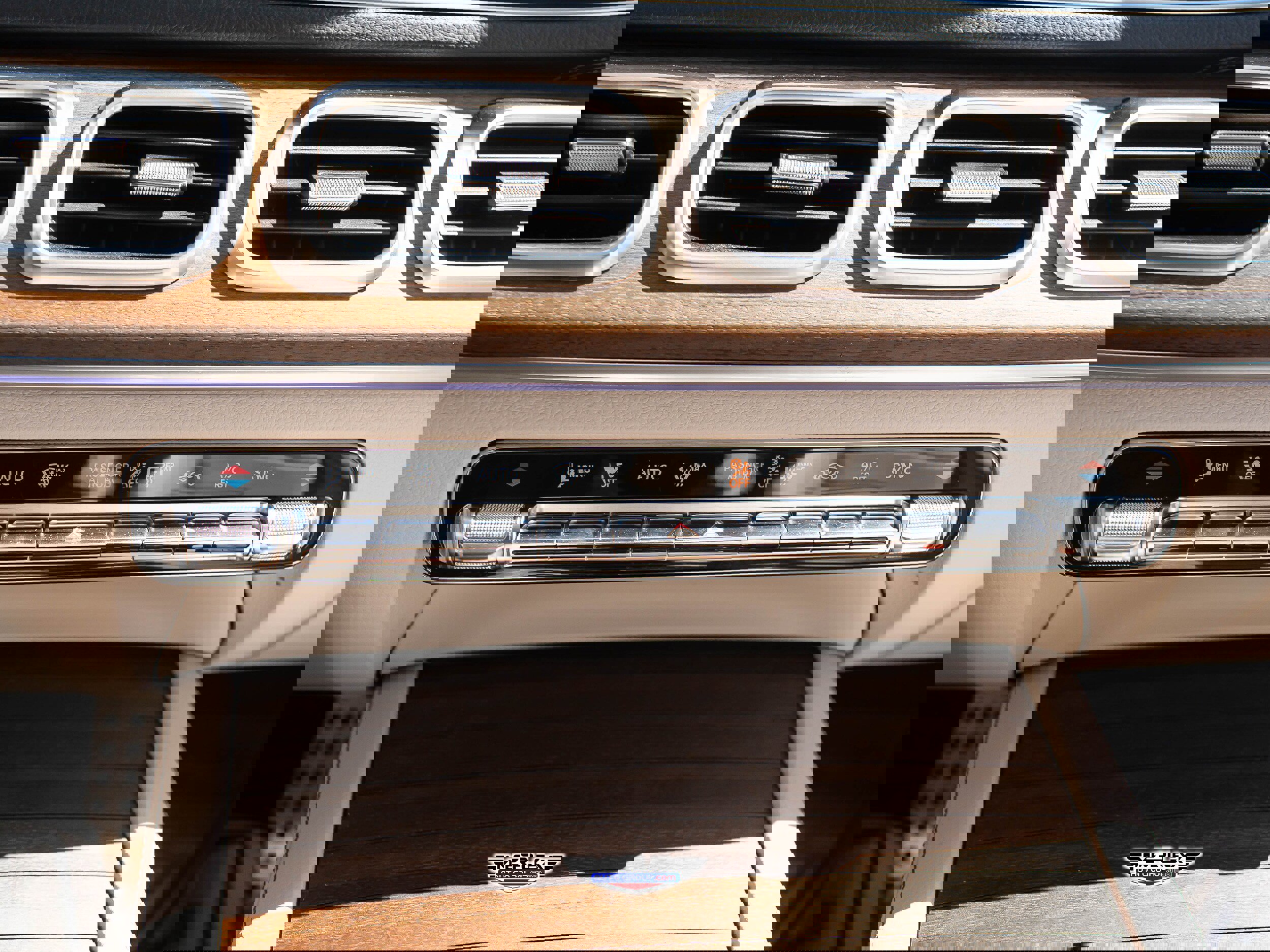 Used 2021 Mercedes-Benz GLS 580 580 4MATIC AMG image 36