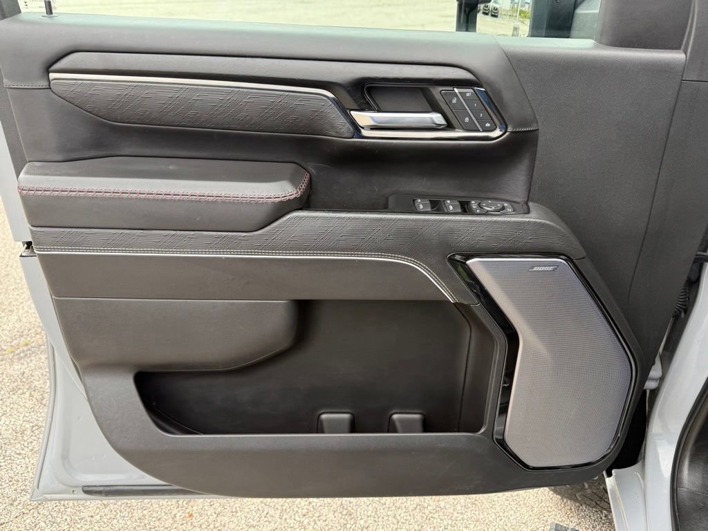 Used 2024 GMC Sierra 2500 AT4X AWD/4WD image 24