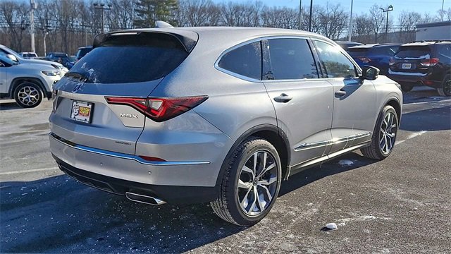 Used 2023 Acura MDX SH-AWD w/ Technology Package image 8