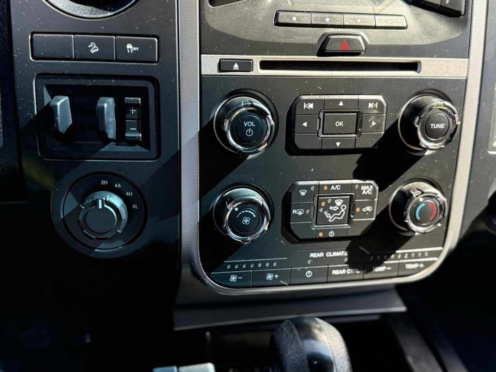 Used 2017 Ford Expedition XL w/ Equipment Group 101A image 8