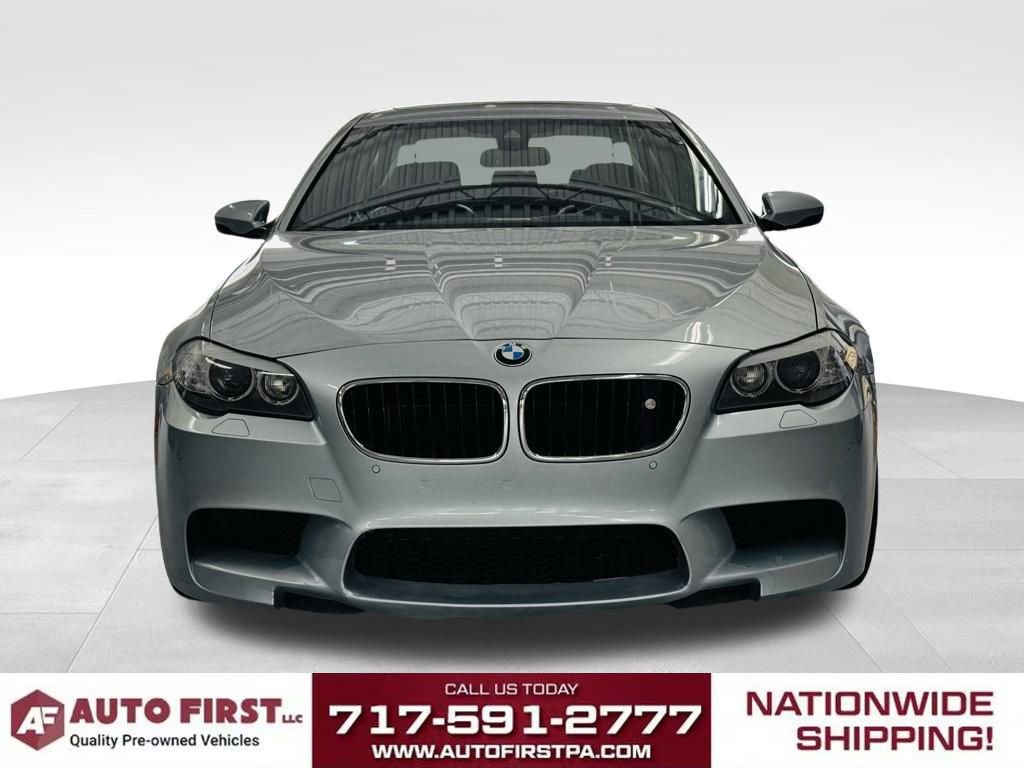 Used 2013 BMW M5 image 8