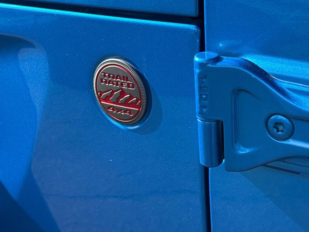 Used 2020 Jeep Gladiator Rubicon w/ Uconnect 4C Nav & Sound Group image 7