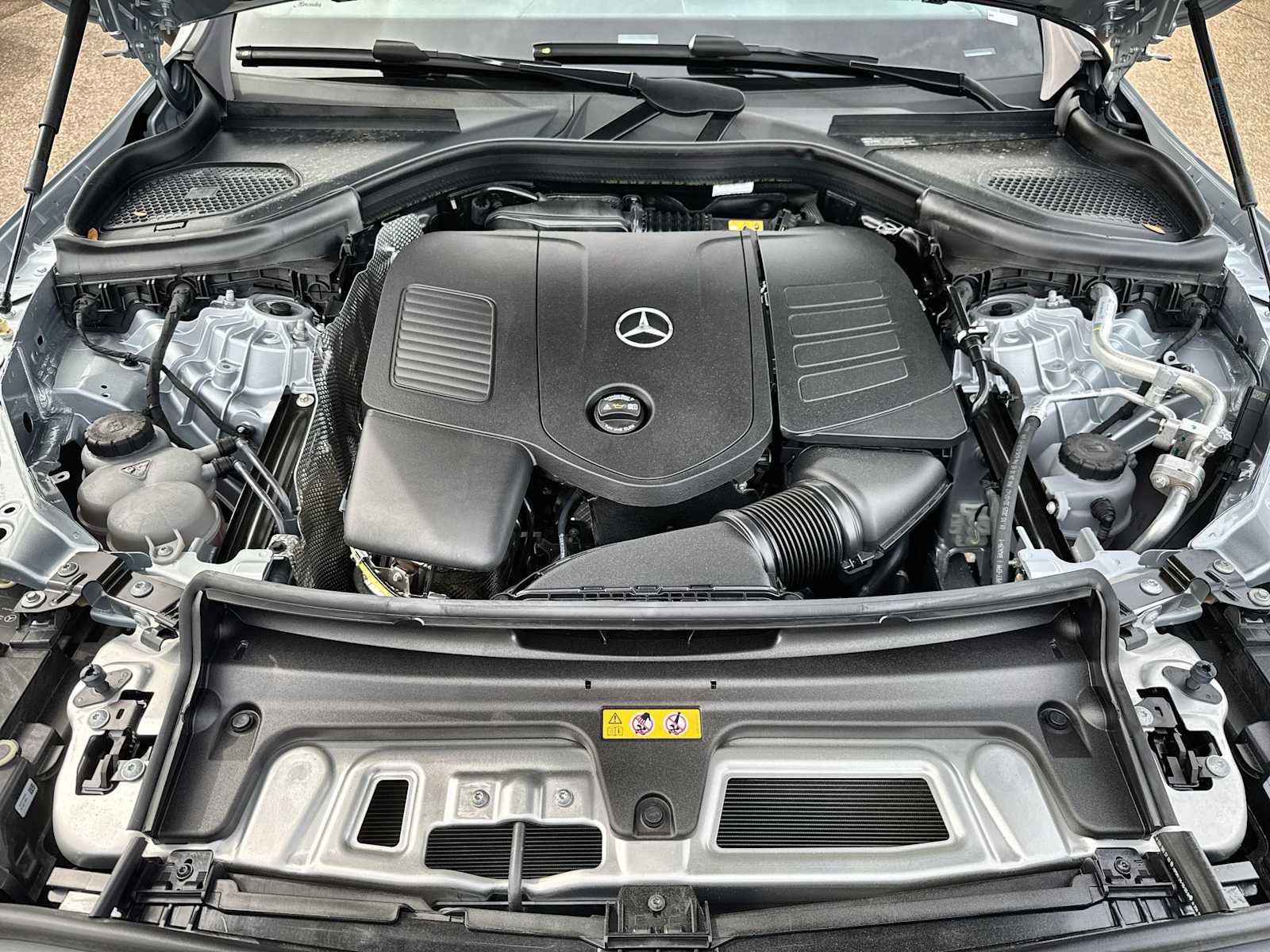 New 2026 Mercedes-Benz GLC 300 image 13