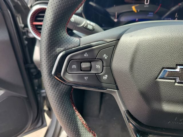 Used 2025 Chevrolet Trax RS w/ Driver Confidence Package FWD image 23