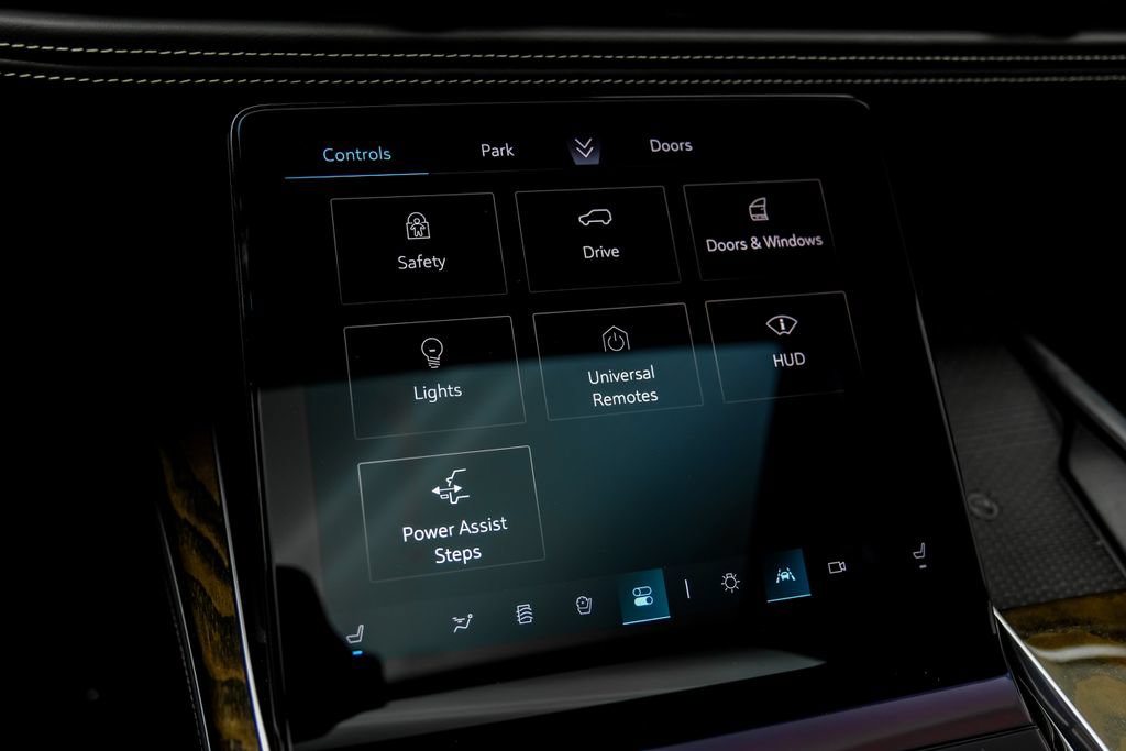 Used 2025 Cadillac Escalade Sport Platinum AWD/4WD image 42