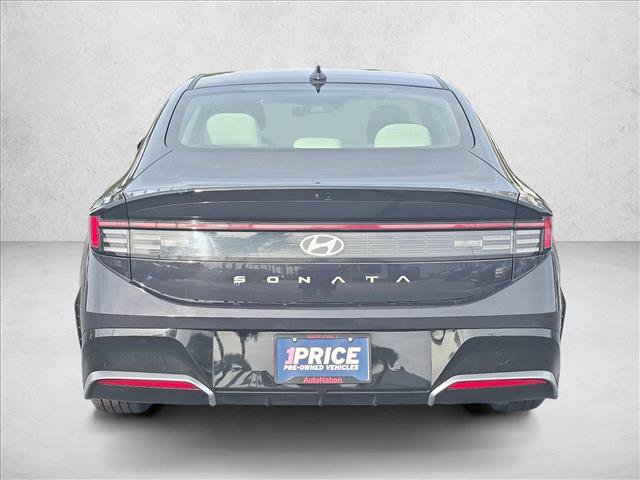 Used 2025 Hyundai Sonata SEL FWD image 7