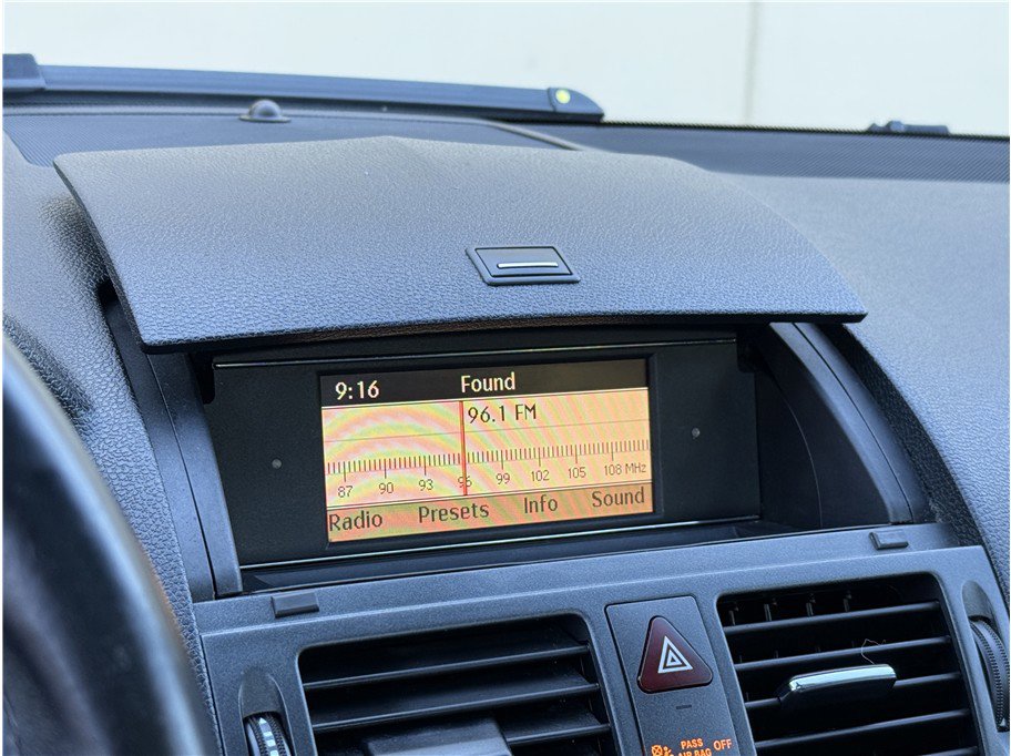 Used 2011 Mercedes-Benz C 300 Sedan image 44