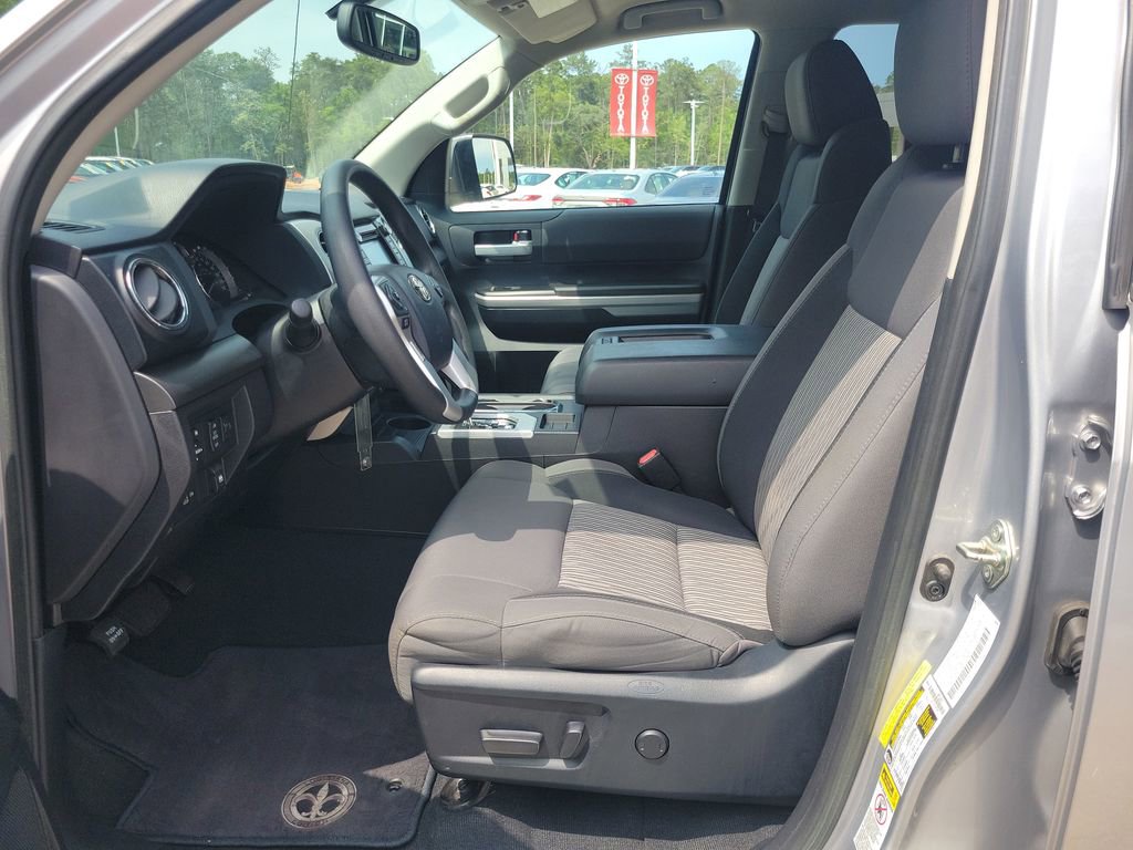 Used 2016 Toyota Tundra SR5 w/ SR5 Upgrade Package RWD image 16