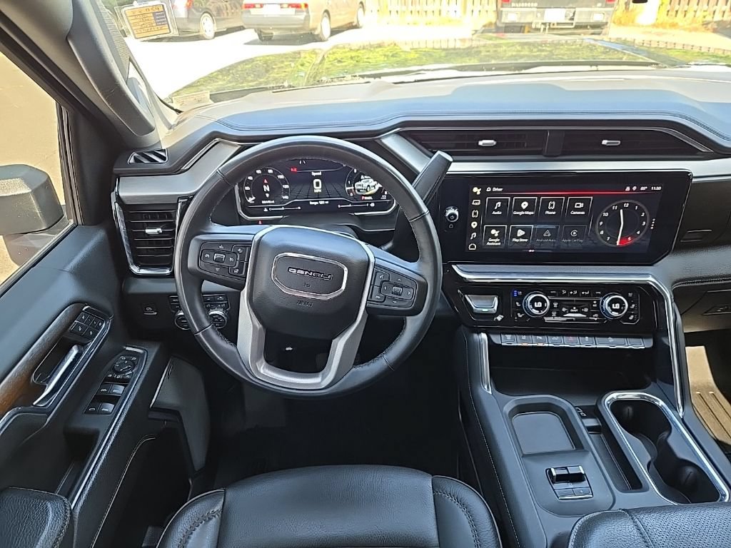 Used 2024 GMC Sierra 2500 Denali w/ Denali Reserve Package AWD/4WD image 18