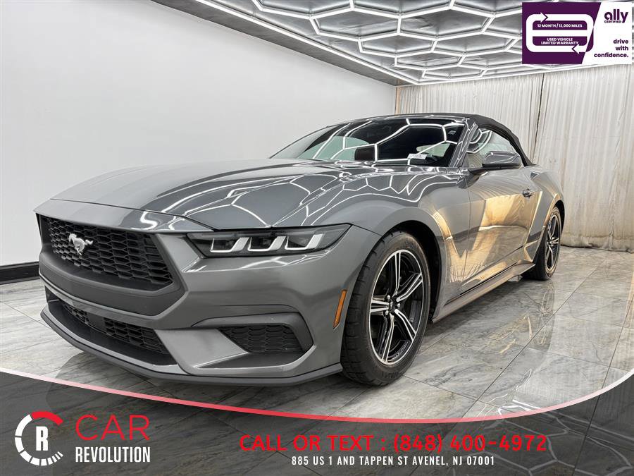 Used 2024 Ford Mustang Premium RWD image 3