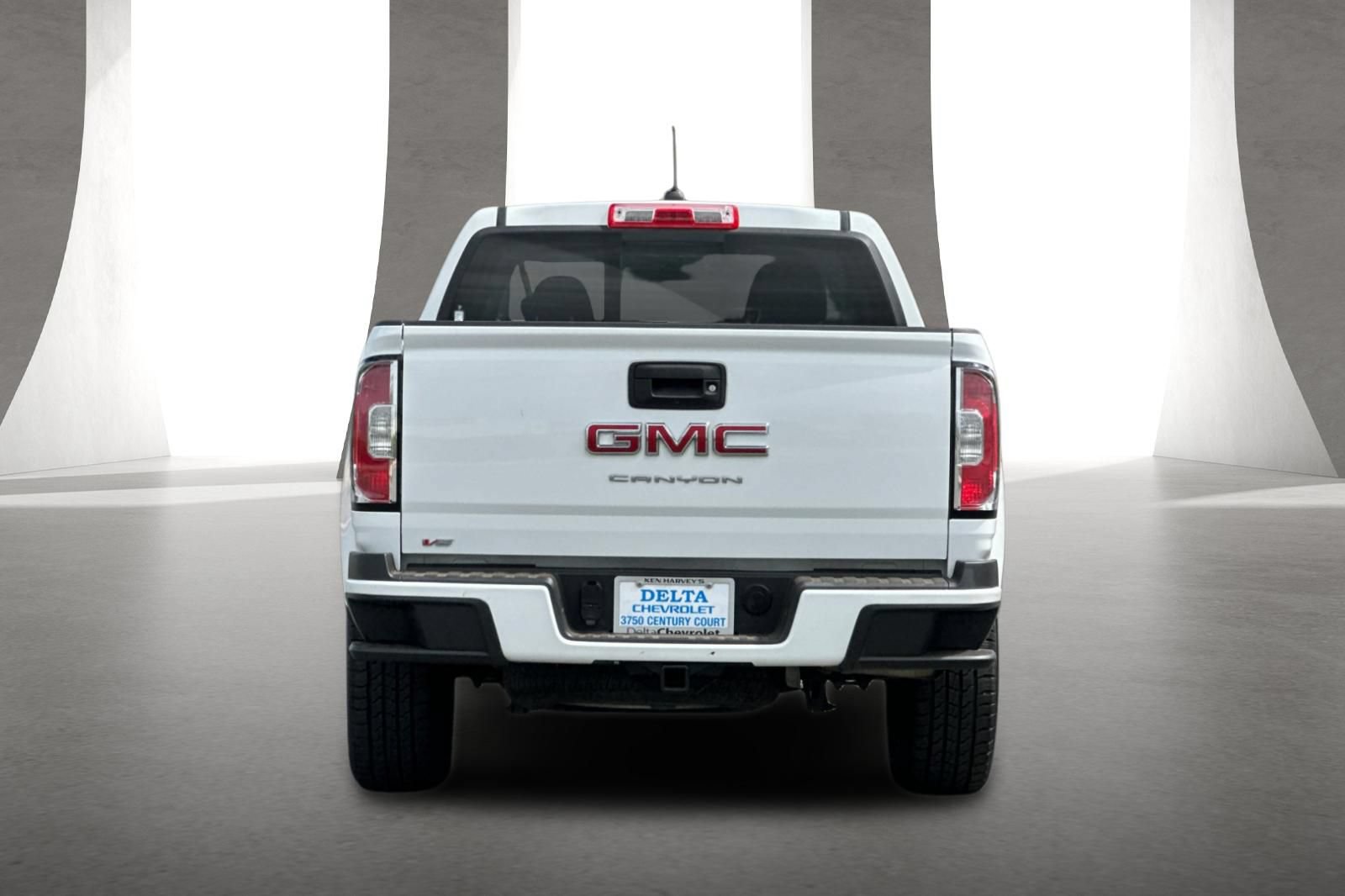 Used 2022 GMC Canyon Elevation w/ Trailering Package AWD/4WD image 5